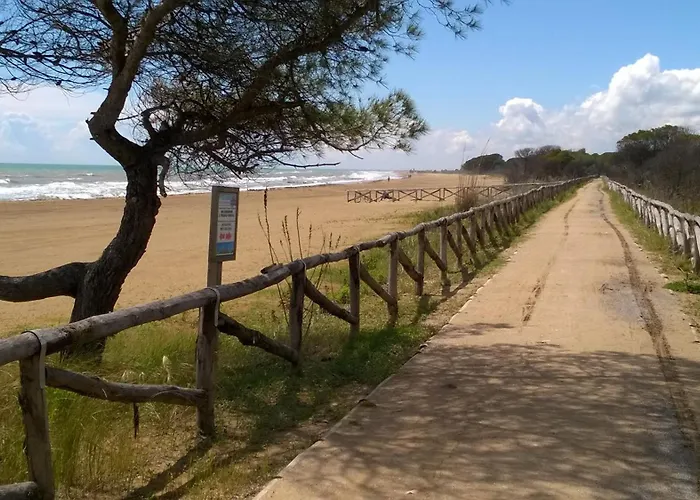 Renoviertes Reihenhaus Am Radweg In Lignano